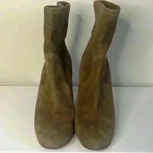 Unutzer Tan Suede Booties